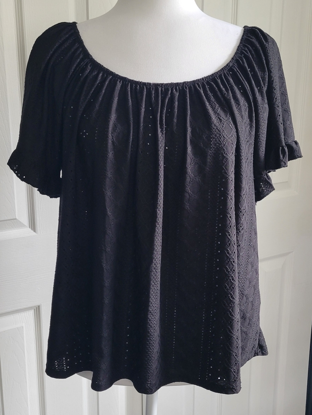 W5 Black Eyelet Peasant Top, Boho Off-Shoulder Flowy Short Sleeve, Women's XL